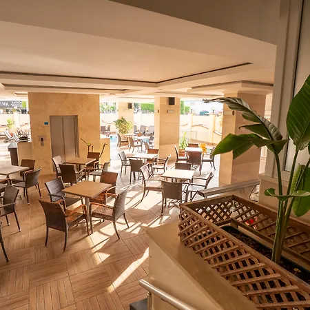 Ośrodek wypoczynkowy Artemis Princess 4*